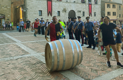 Bravìo delle Botti: la contrada di Voltaia vince l'edizione n.50