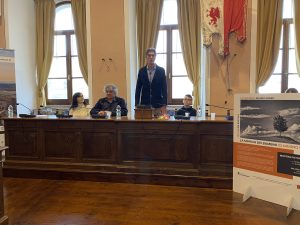 mostra zorer inaugurazione in sala del consiglio comunale