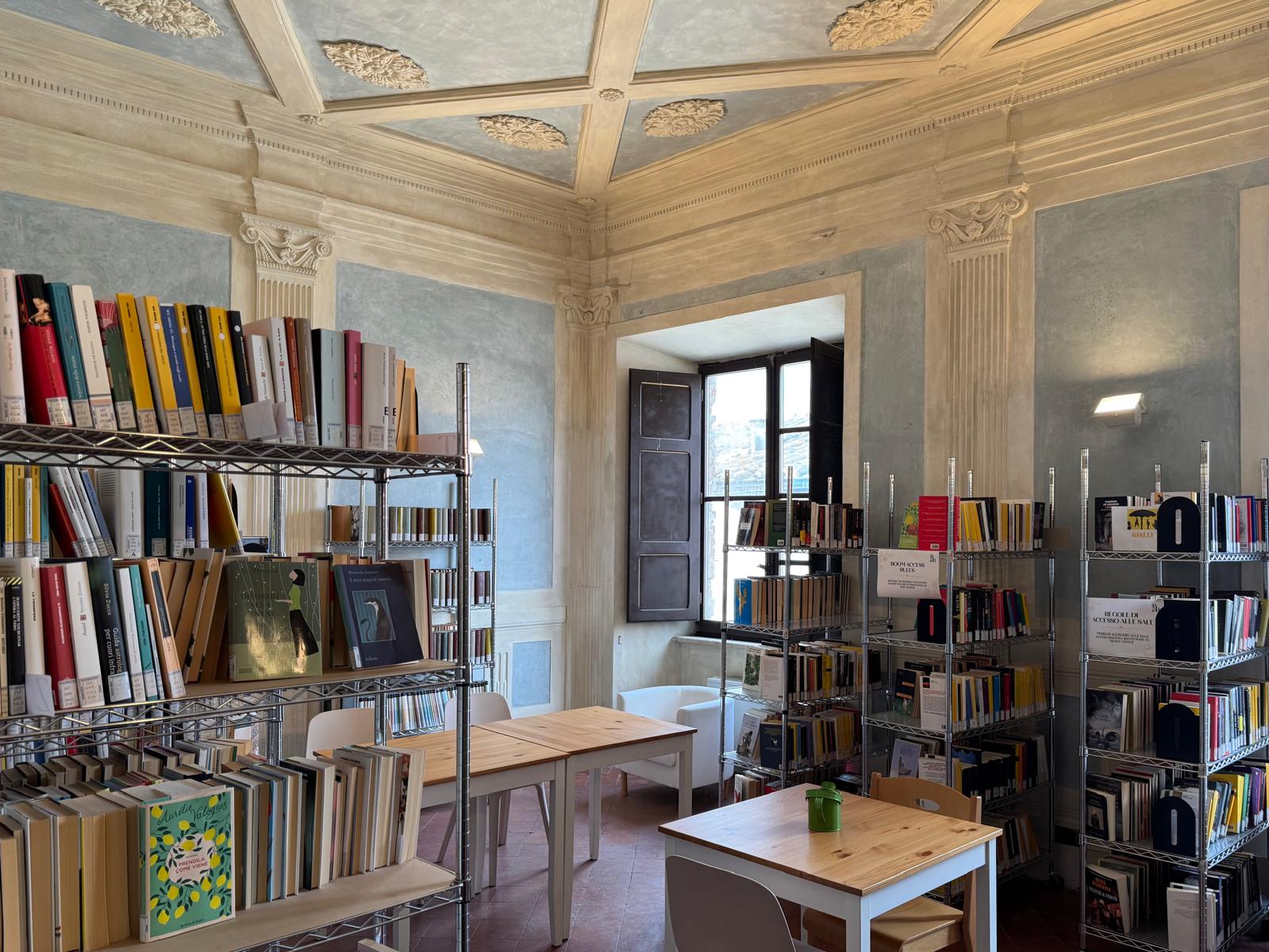 Sala della biblioteca di Montepulciano